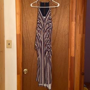 Multi earth tone colored dress. V neck. With pockets!